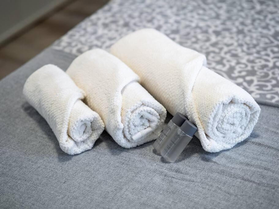 Comfort Business Suite, Wi-fi & 3 Stops From Duomo Apartment Milan